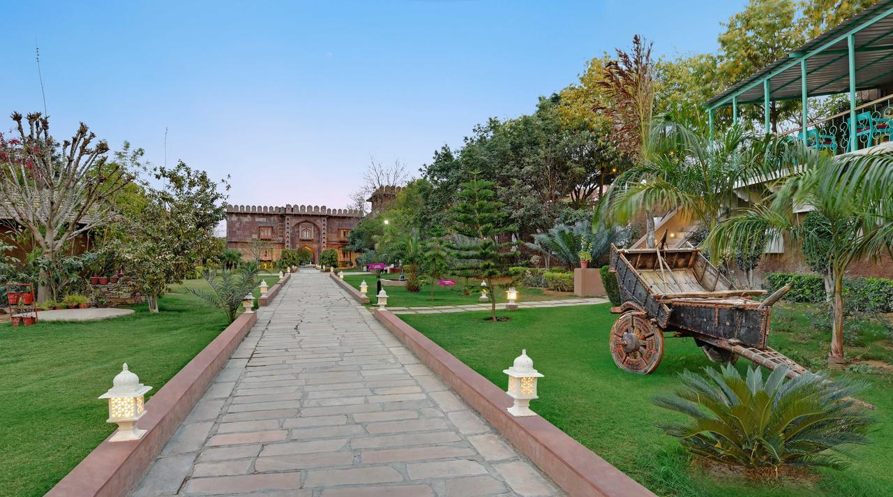 Regenta Resort Pushkar Fort מראה חיצוני תמונה