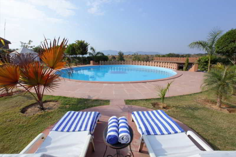 Regenta Resort Pushkar Fort מראה חיצוני תמונה